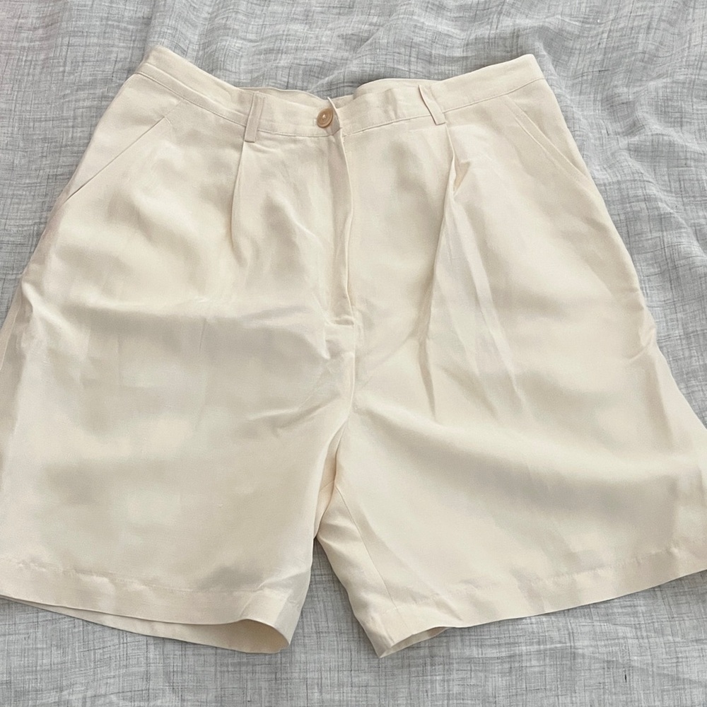 Vintage 90s Classiques Entier cream silk linen high waist shorts